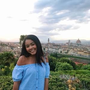 Meet your Posher, Lexi